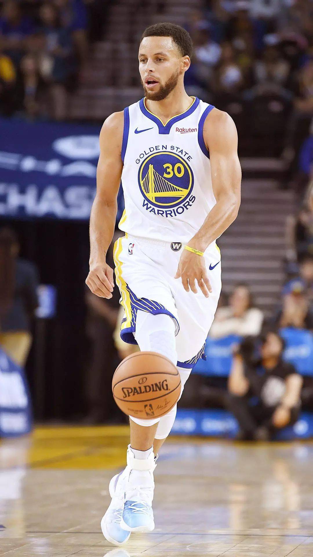 球迷们更加 球迷们更加